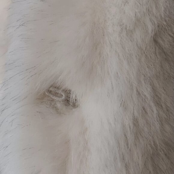 Beautiful Faux Fur Coat Size 11 / 12 - Picture 13 of 16